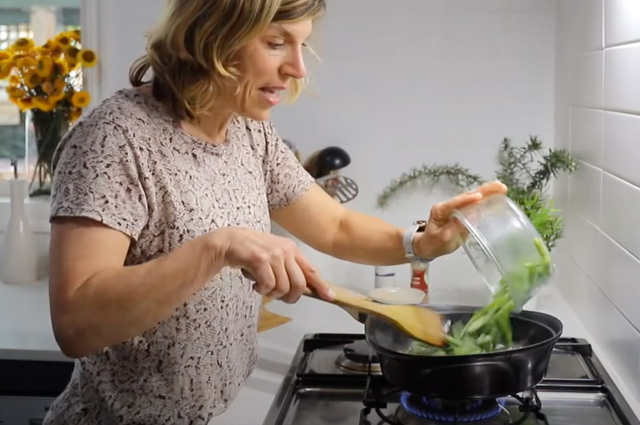 Green beans with almond meal